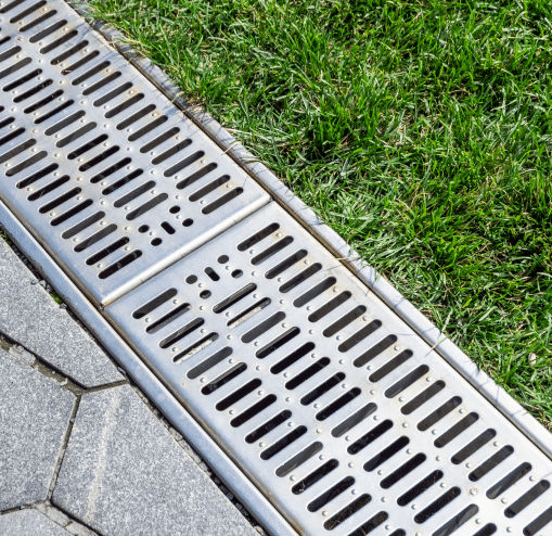 Lawn with Drain - Big Easy Drainage